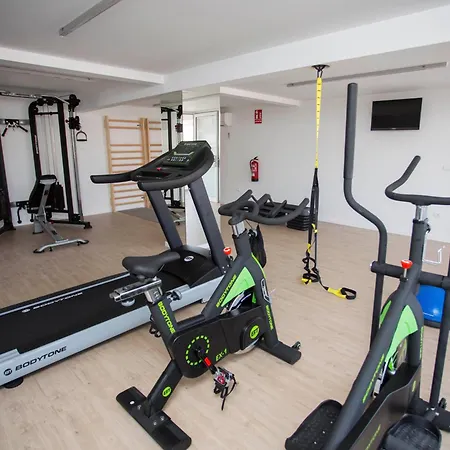 Voramar מלון בנידורם