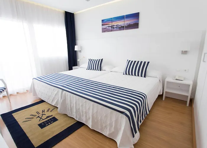 Voramar מלון בנידורם