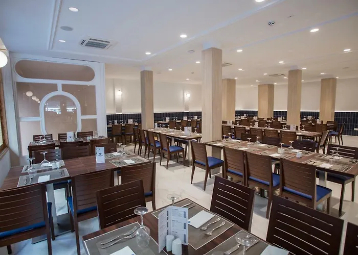 Voramar בנידורם